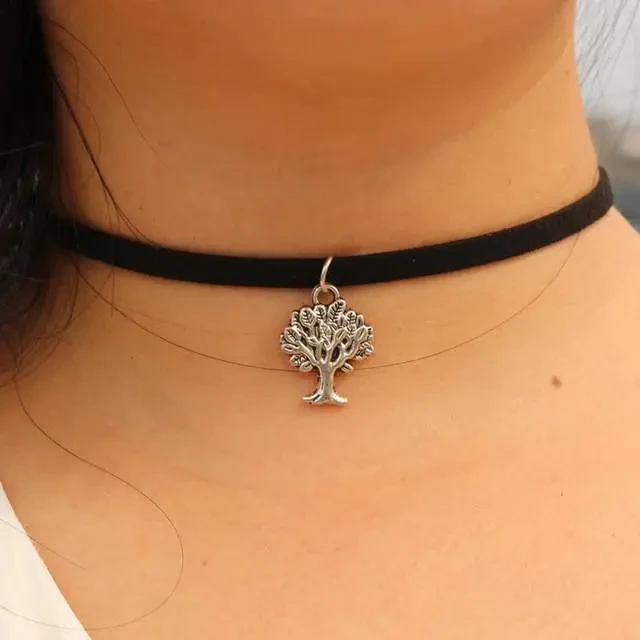 Choker Necklace