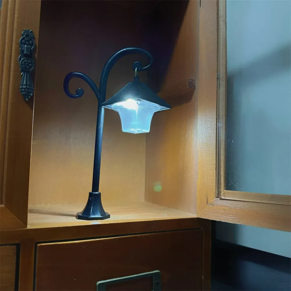 Scale Model Street Lights