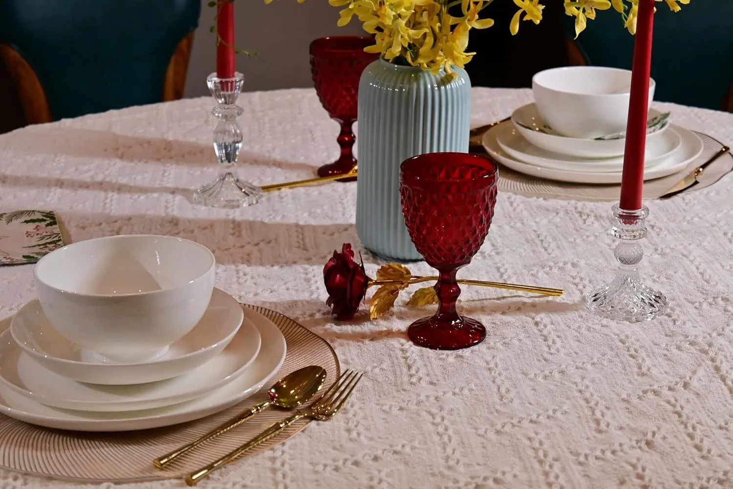 Elegant Chinaware Set