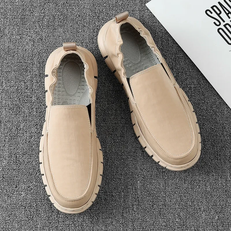 High quality waterproof casual shoes for men